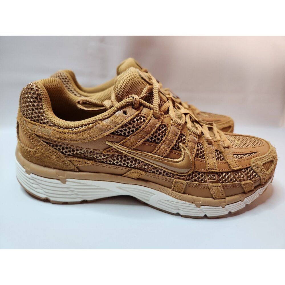 Nike P‑6000 SE Flax Metallic Gold Sail Men’s 9 / Women’s 10.5